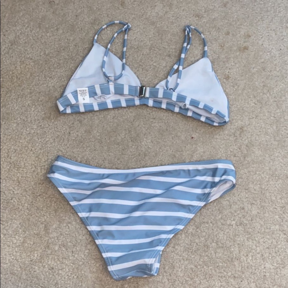 bikini set - Picture 2 of 3